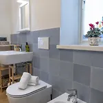 Апартаменты Elegante Bilocale Panoramico Belvedere Comfort Треизо