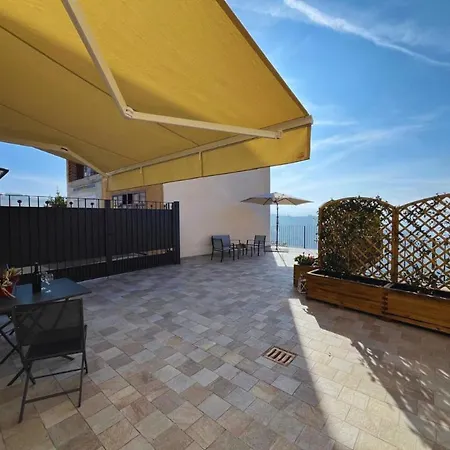 Elegante Bilocale Panoramico Belvedere Comfort Appartement Treiso