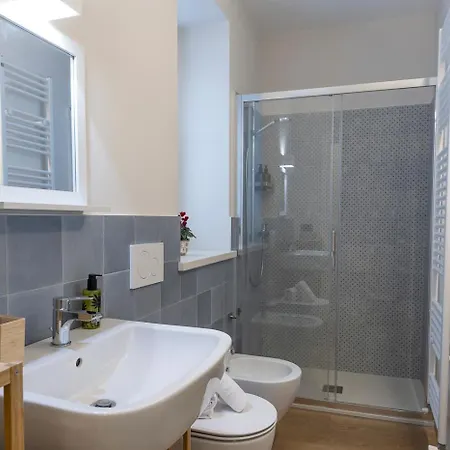 Elegante Bilocale Panoramico Belvedere Comfort Appartement Treiso