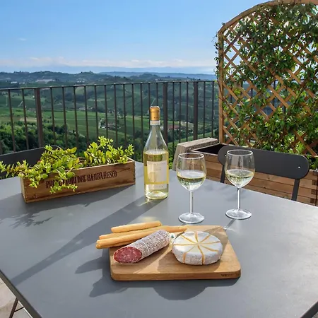 Elegante Bilocale Panoramico Belvedere Comfort * Treiso